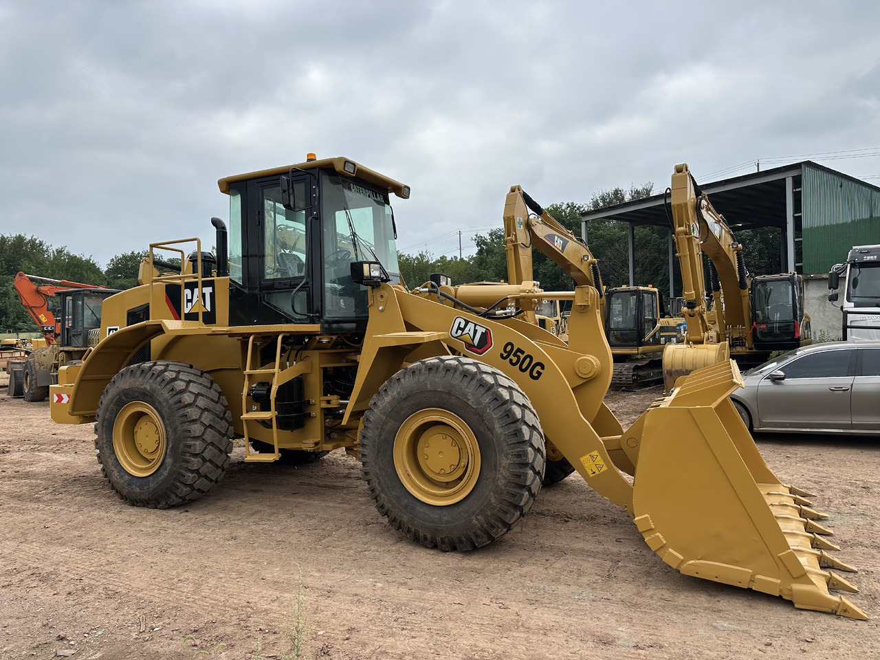CAT 950G - Колесен товарач: снимка 4 CAT 950G - Колесен товарач: снимка 4