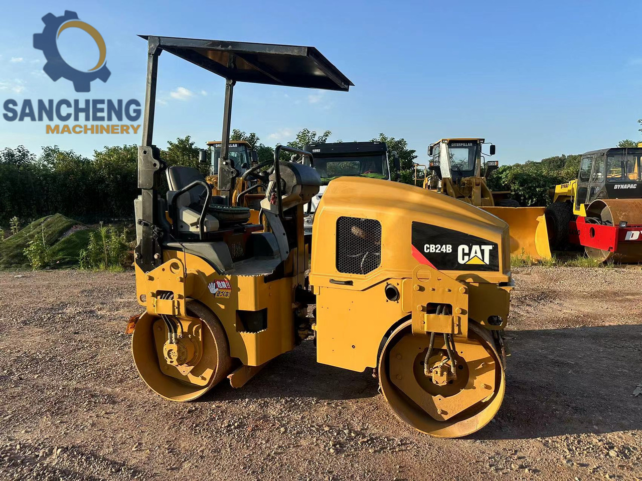 CAT CB24B - Валяк: снимка 1 CAT CB24B - Валяк: снимка 1