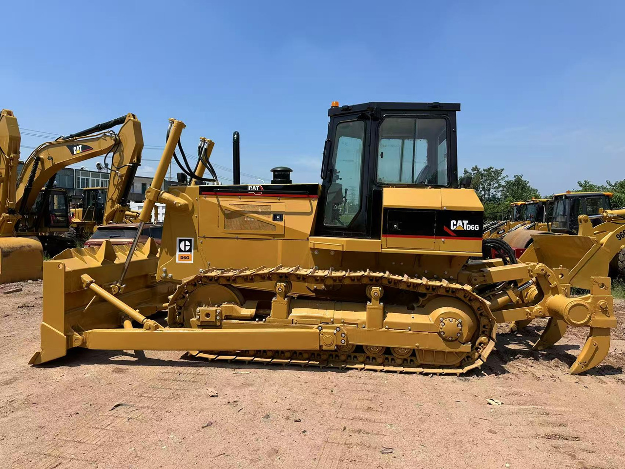 CAT D6G bulldozer - Булдозер: снимка 3 CAT D6G bulldozer - Булдозер: снимка 3