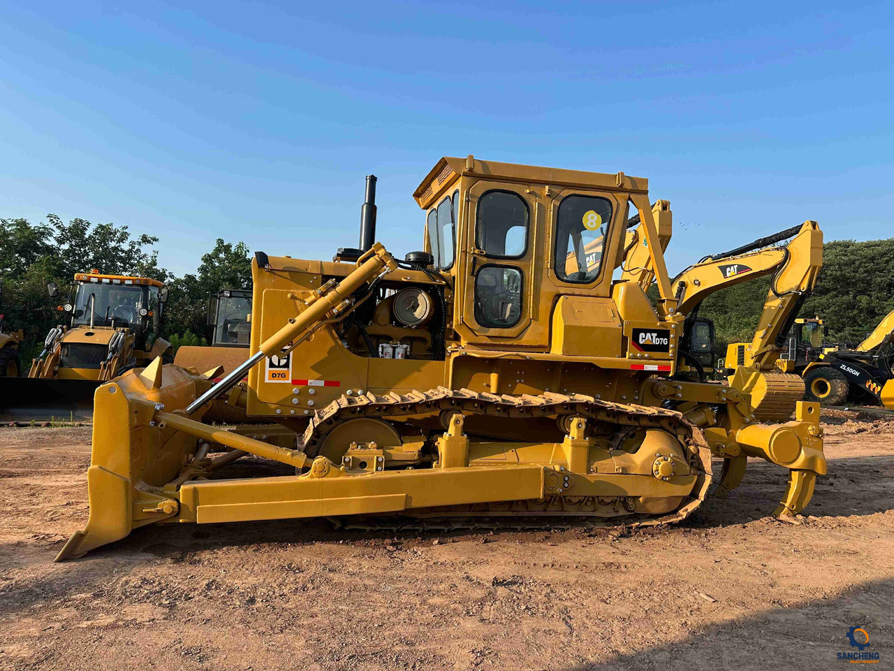 CAT D7G - Булдозер: снимка 4 CAT D7G - Булдозер: снимка 4