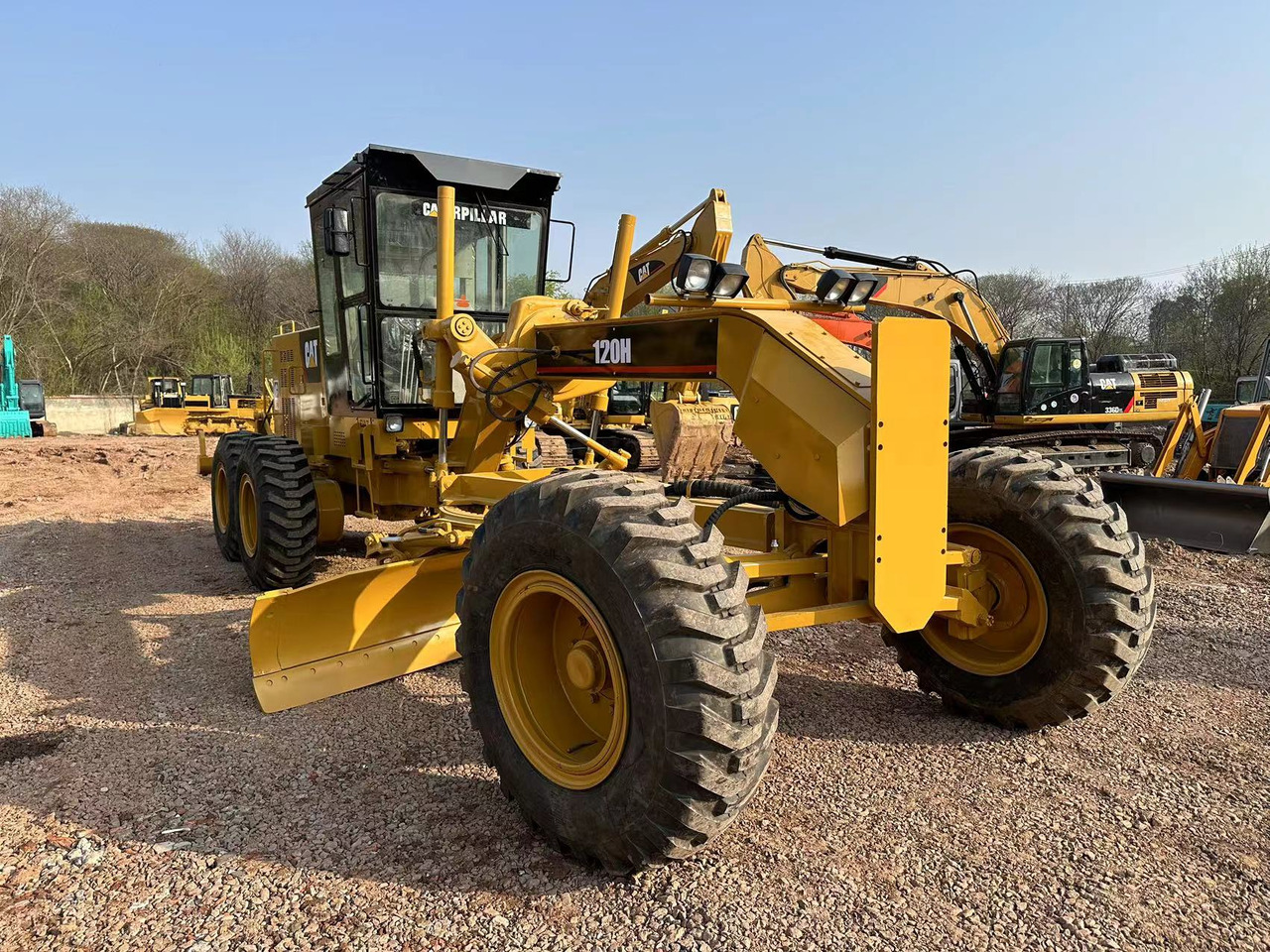 CATERPILLAR 120H - Грейдер: снимка 2 CATERPILLAR 120H - Грейдер: снимка 2