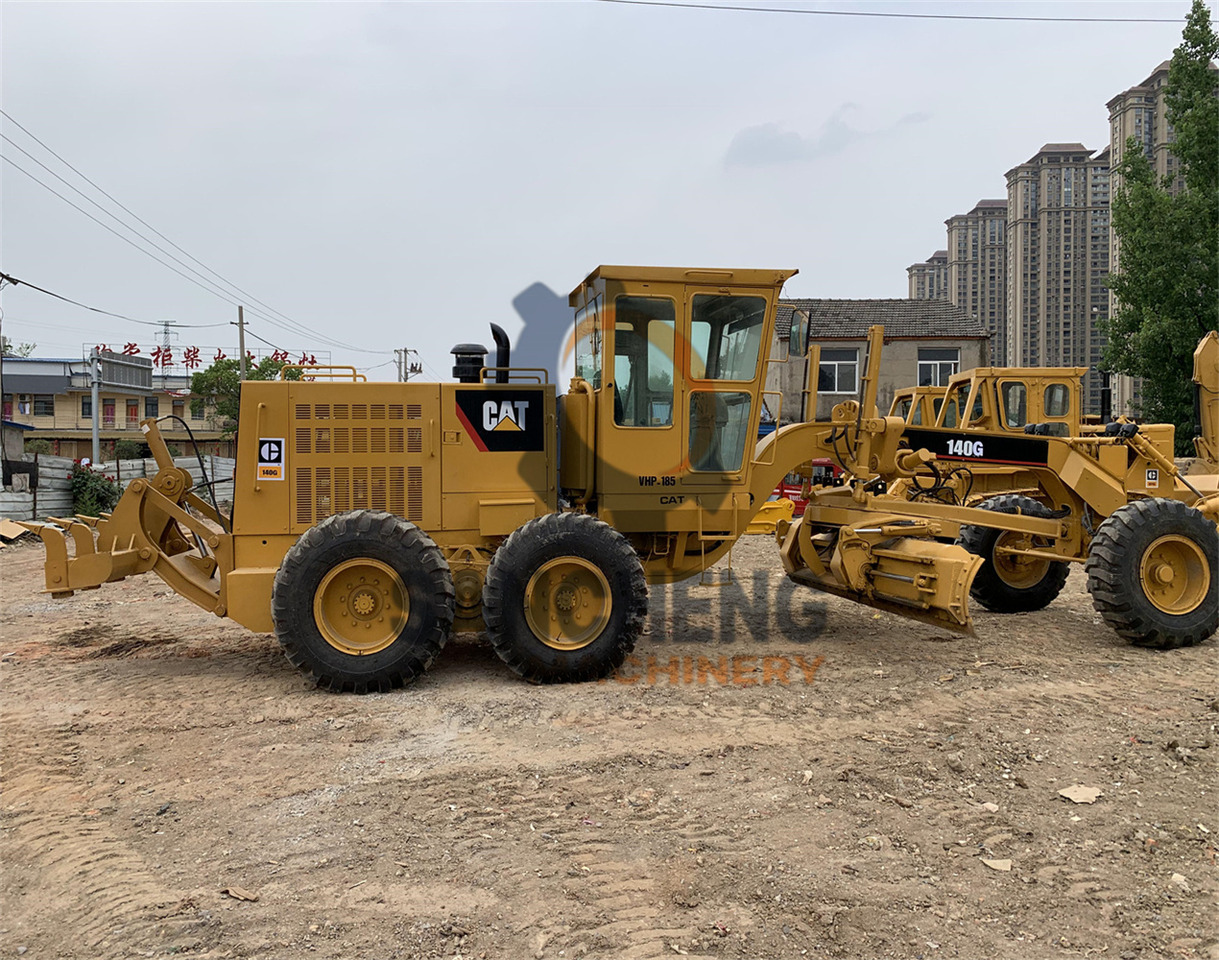 CATERPILLAR 140G - Грейдер: снимка 4 CATERPILLAR 140G - Грейдер: снимка 4