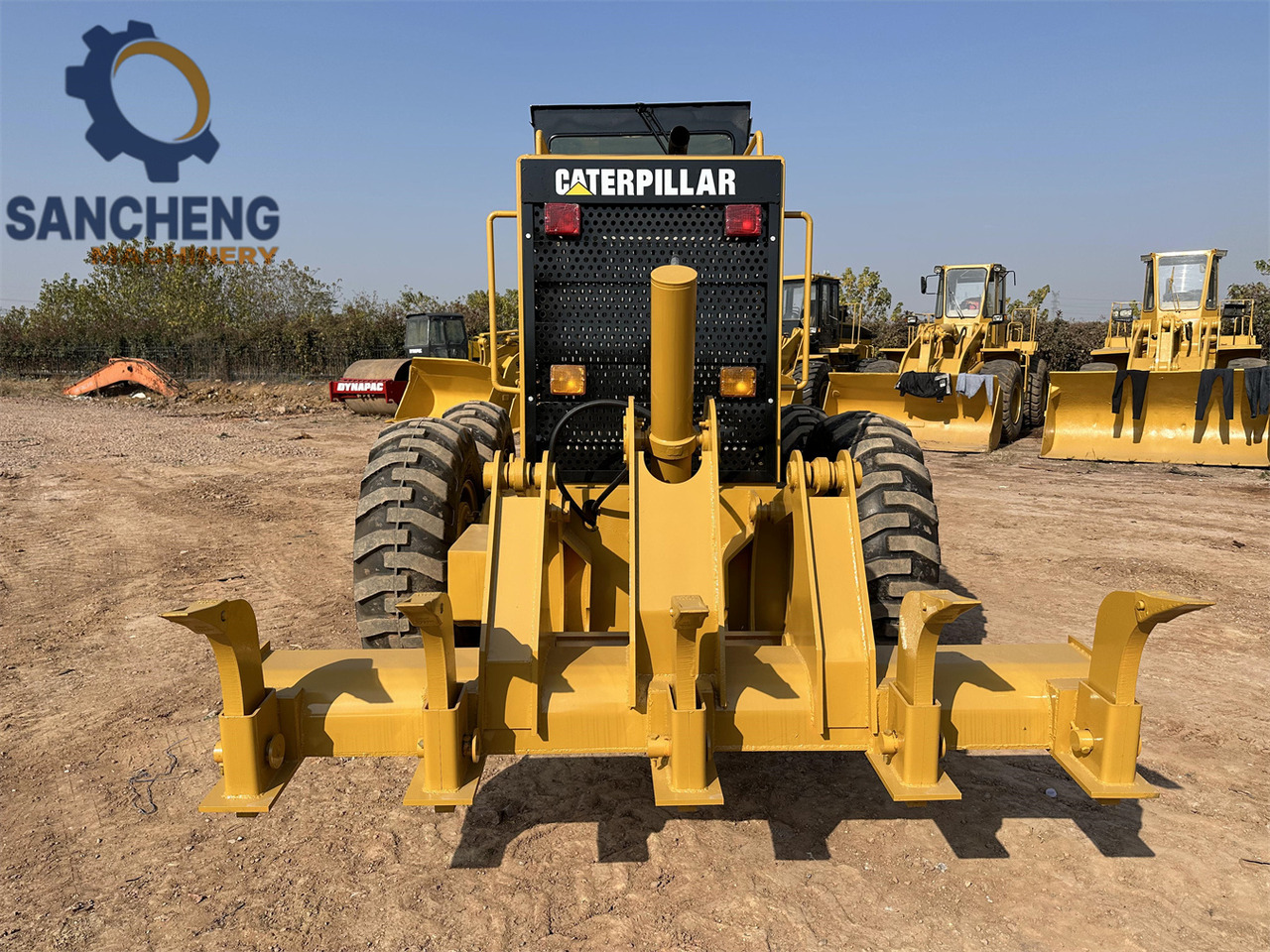CATERPILLAR 140H - Грейдер: снимка 4 CATERPILLAR 140H - Грейдер: снимка 4
