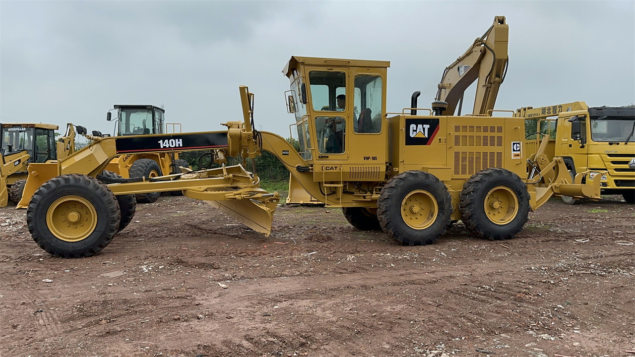 CATERPILLAR 140H - Грейдер: снимка 3 CATERPILLAR 140H - Грейдер: снимка 3