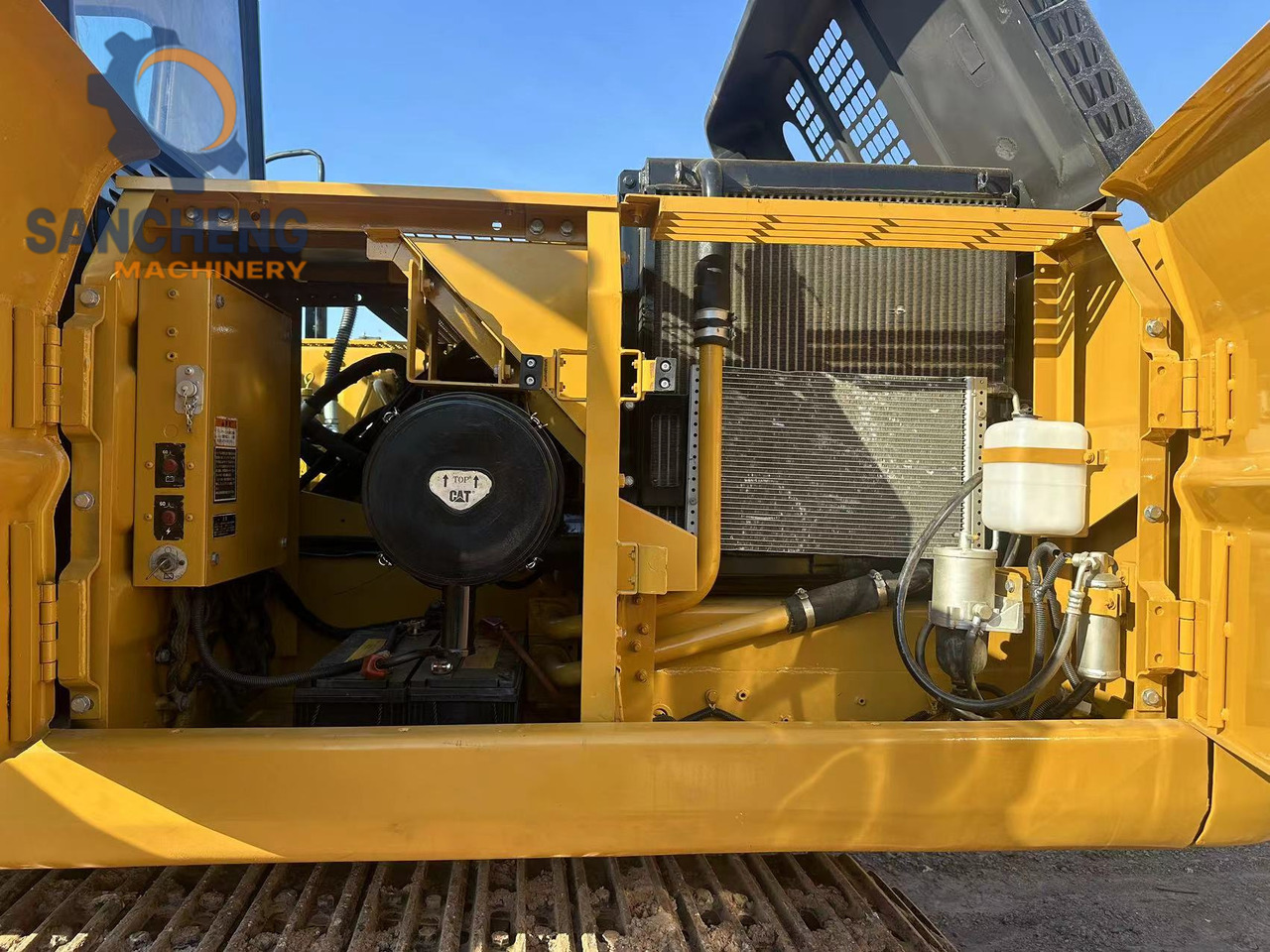 Верижен багер CATERPILLAR 320B: снимка 9