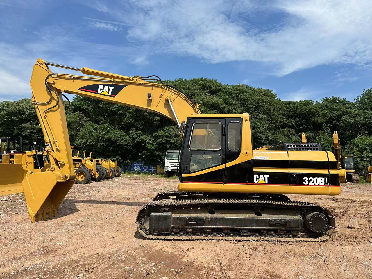 CATERPILLAR 320B - Верижен багер: снимка 3 CATERPILLAR 320B - Верижен багер: снимка 3