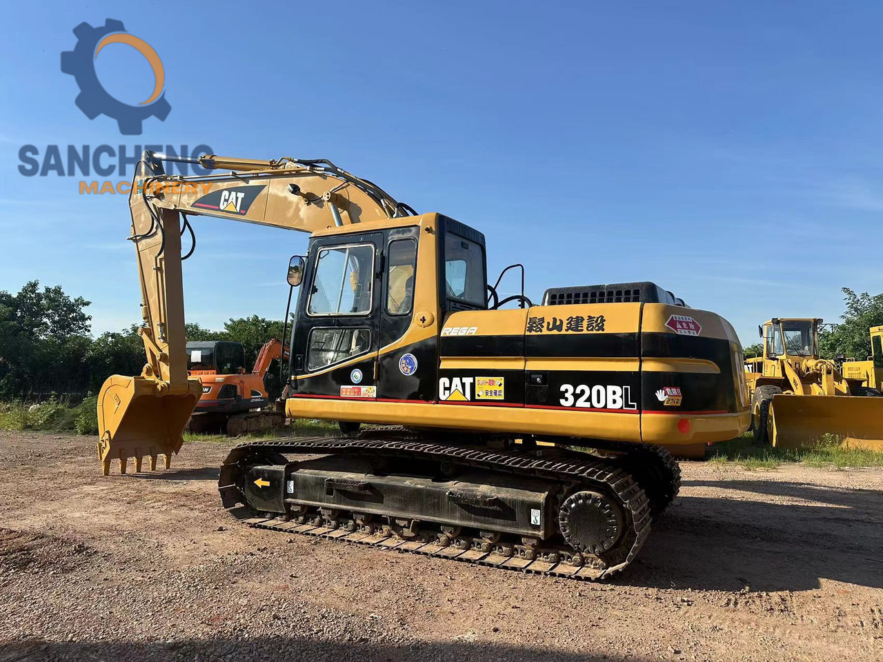 CATERPILLAR 320BL - Верижен багер: снимка 3 CATERPILLAR 320BL - Верижен багер: снимка 3