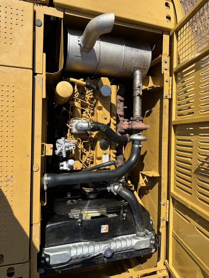 Верижен багер CATERPILLAR 320CL: снимка 9