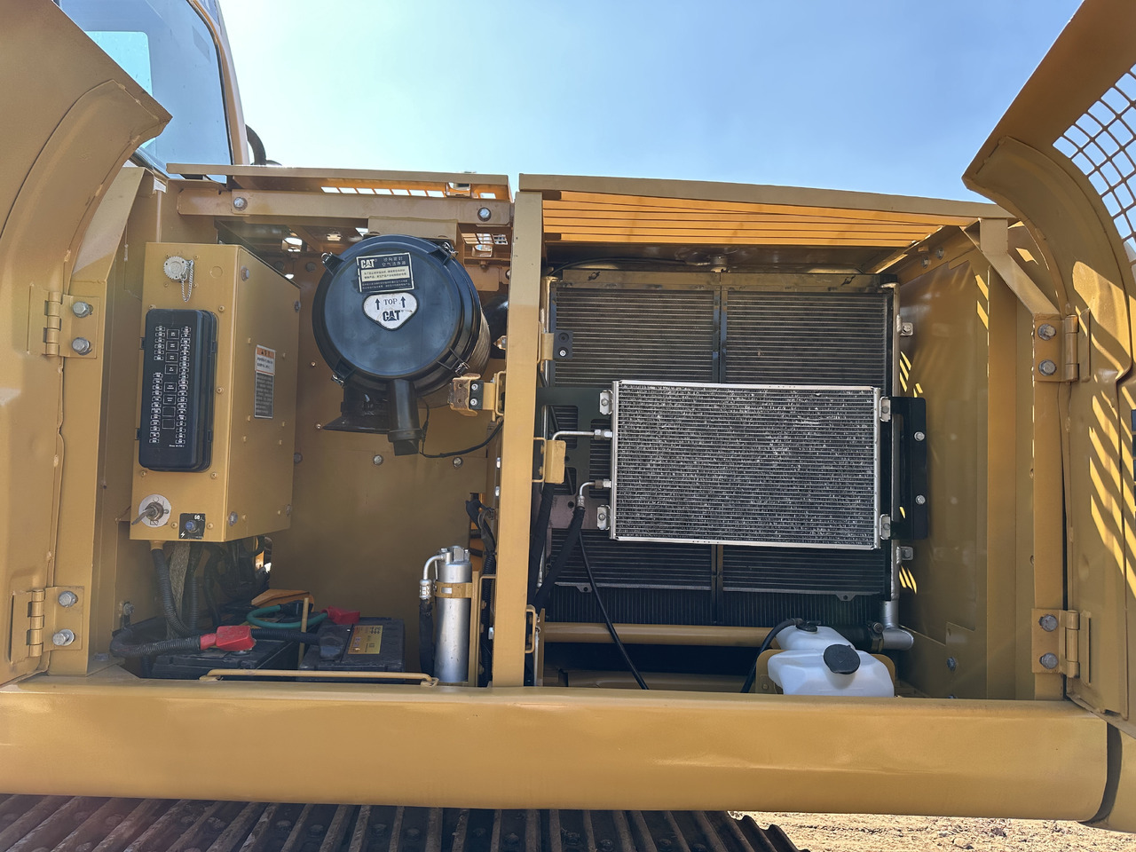 Верижен багер CATERPILLAR 320CL: снимка 8