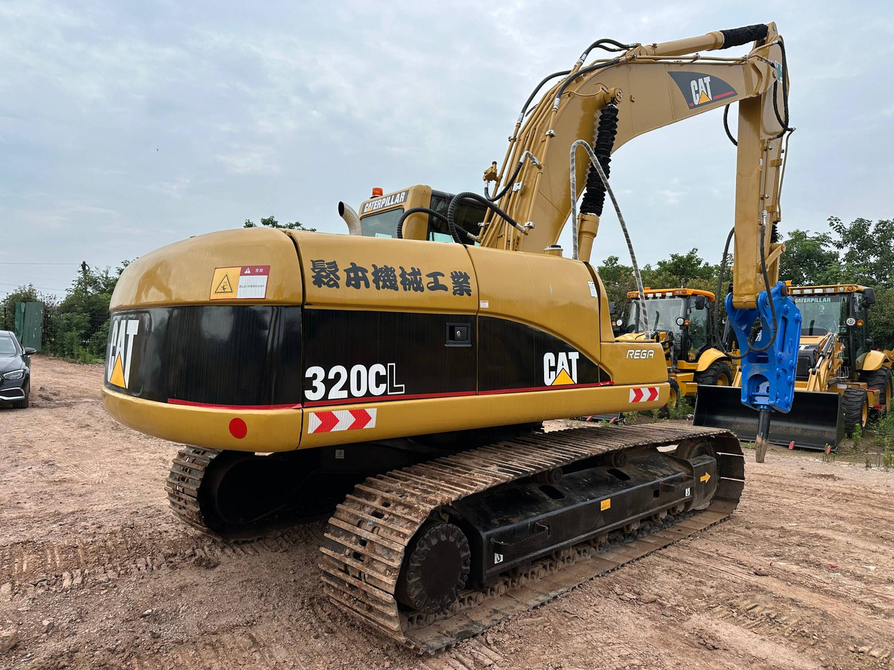 CATERPILLAR 320CL - Верижен багер: снимка 2 CATERPILLAR 320CL - Верижен багер: снимка 2