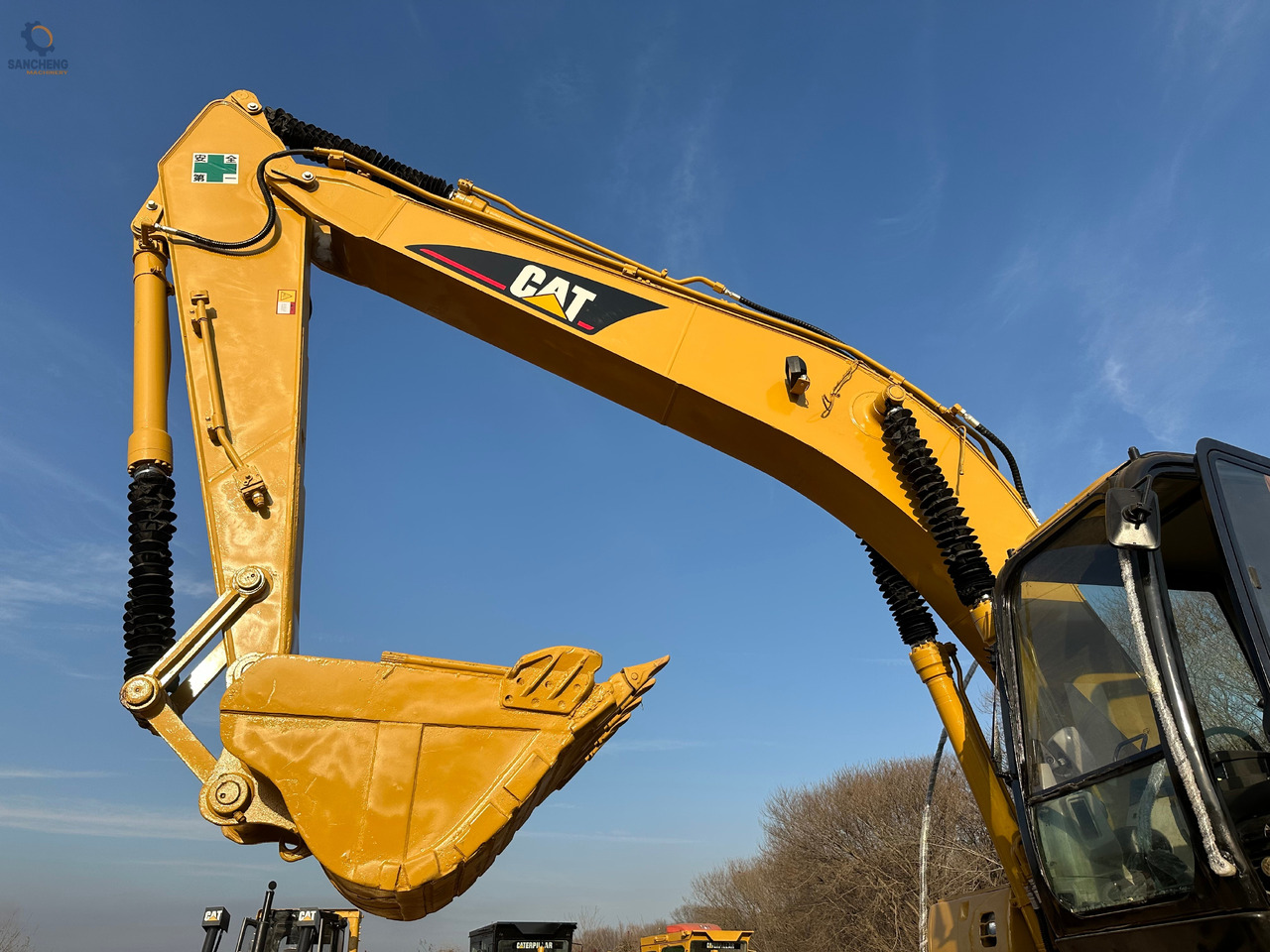CATERPILLAR 320CL - Плаващ багер: снимка 5 CATERPILLAR 320CL - Плаващ багер: снимка 5