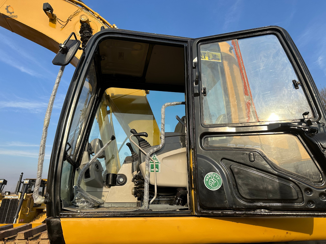 CATERPILLAR 320CL - Плаващ багер: снимка 5 CATERPILLAR 320CL - Плаващ багер: снимка 5