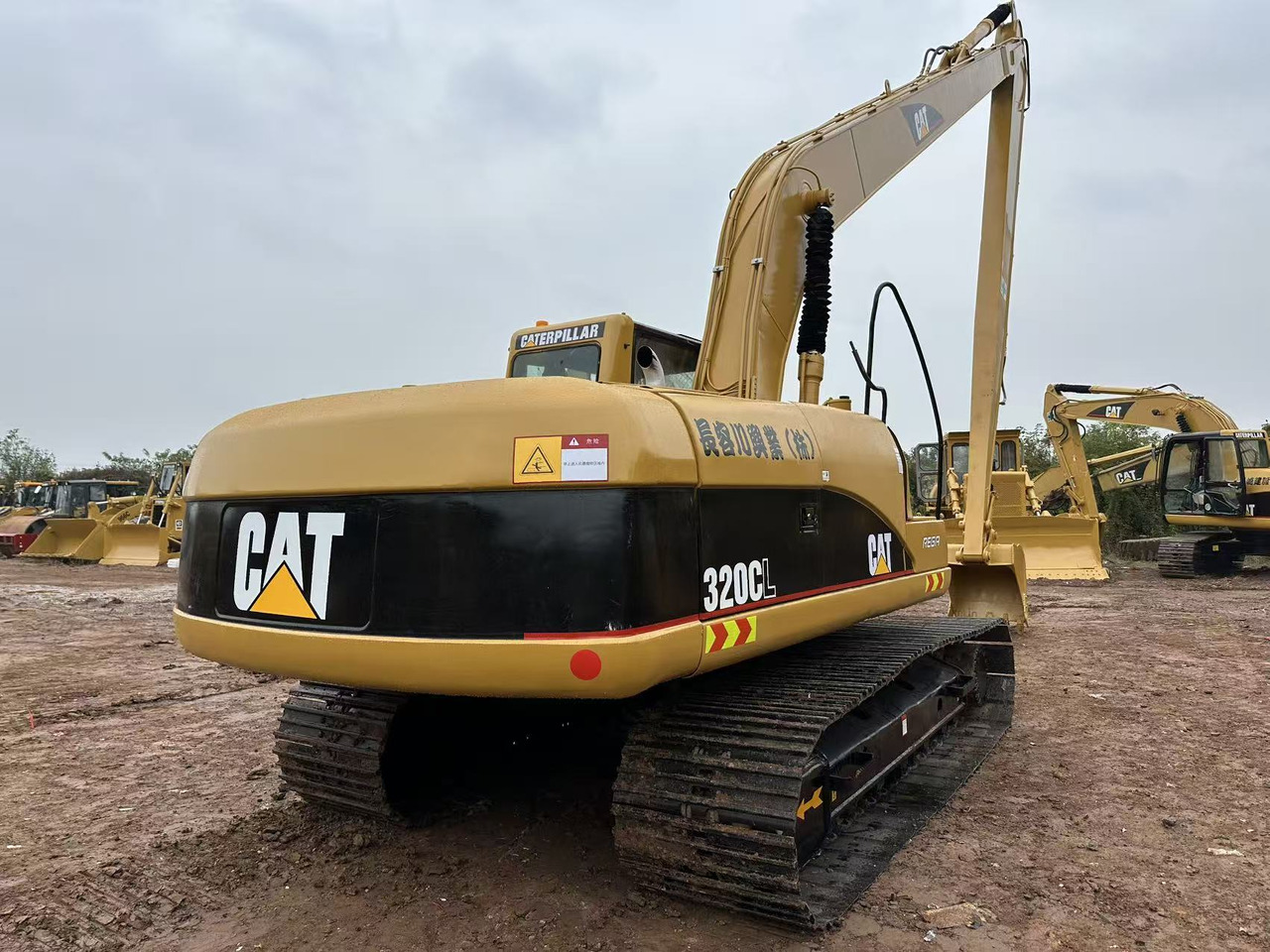 CATERPILLAR 320CL long reach excavator - Верижен багер: снимка 2 CATERPILLAR 320CL long reach excavator - Верижен багер: снимка 2