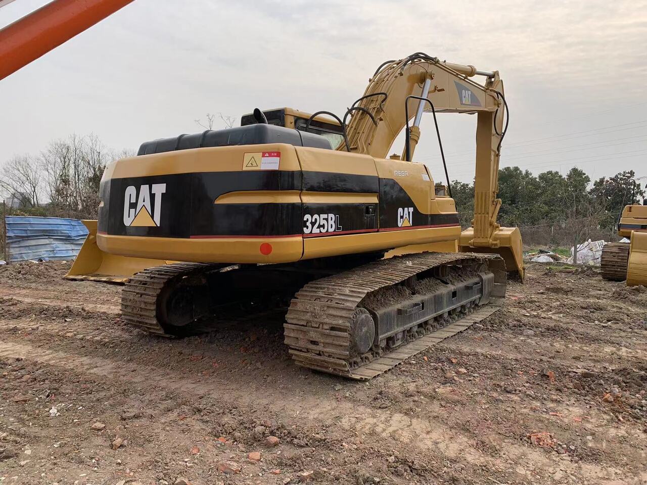 CATERPILLAR 325BL - Багер: снимка 4 CATERPILLAR 325BL - Багер: снимка 4