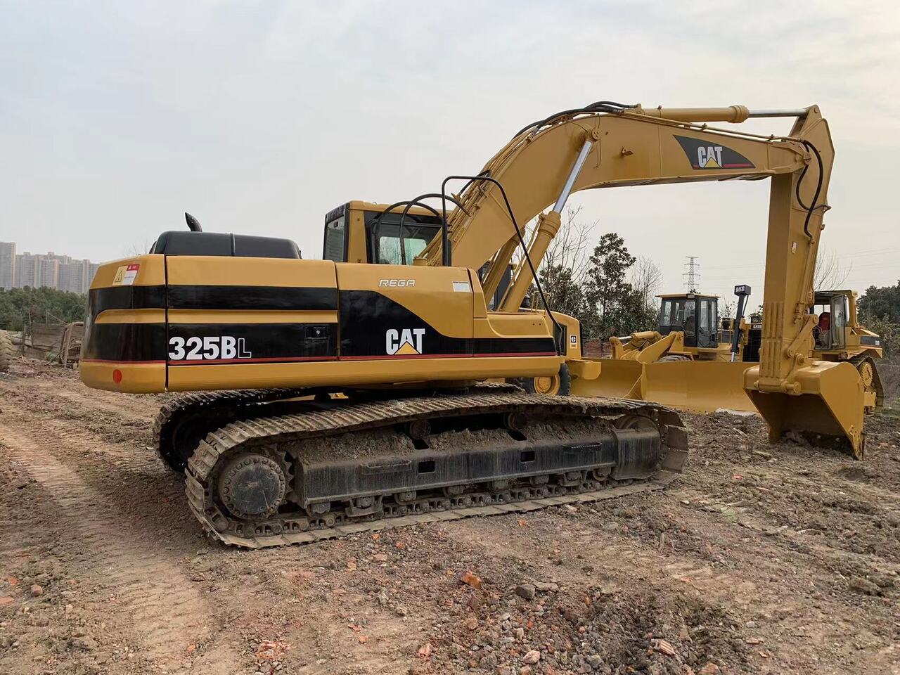 CATERPILLAR 325BL - Багер: снимка 1 CATERPILLAR 325BL - Багер: снимка 1
