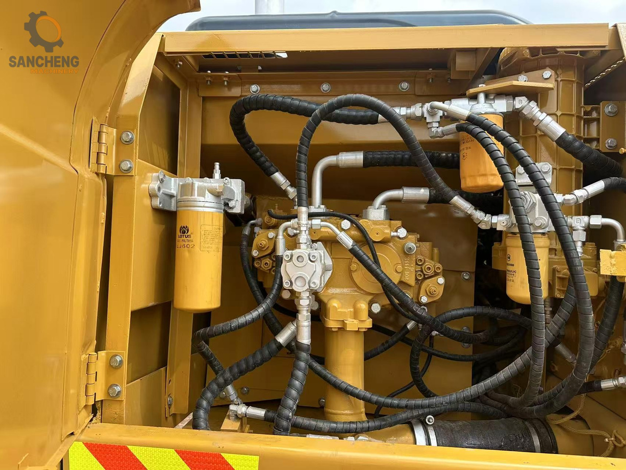 CATERPILLAR 325CL - Верижен багер: снимка 5 CATERPILLAR 325CL - Верижен багер: снимка 5