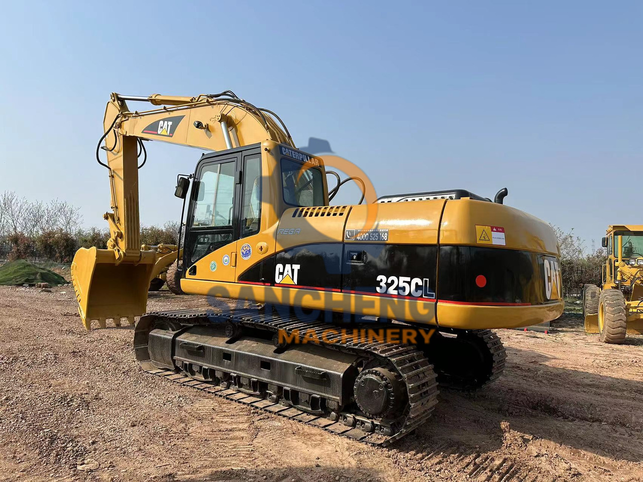 CATERPILLAR 325CL - Верижен багер: снимка 2 CATERPILLAR 325CL - Верижен багер: снимка 2