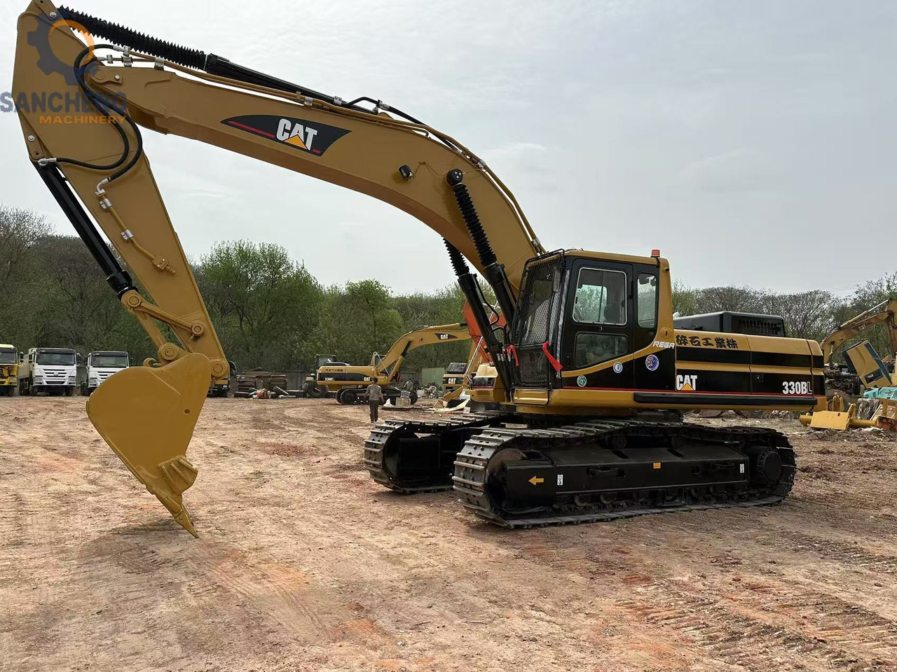 CATERPILLAR 330BL - Верижен багер: снимка 4 CATERPILLAR 330BL - Верижен багер: снимка 4