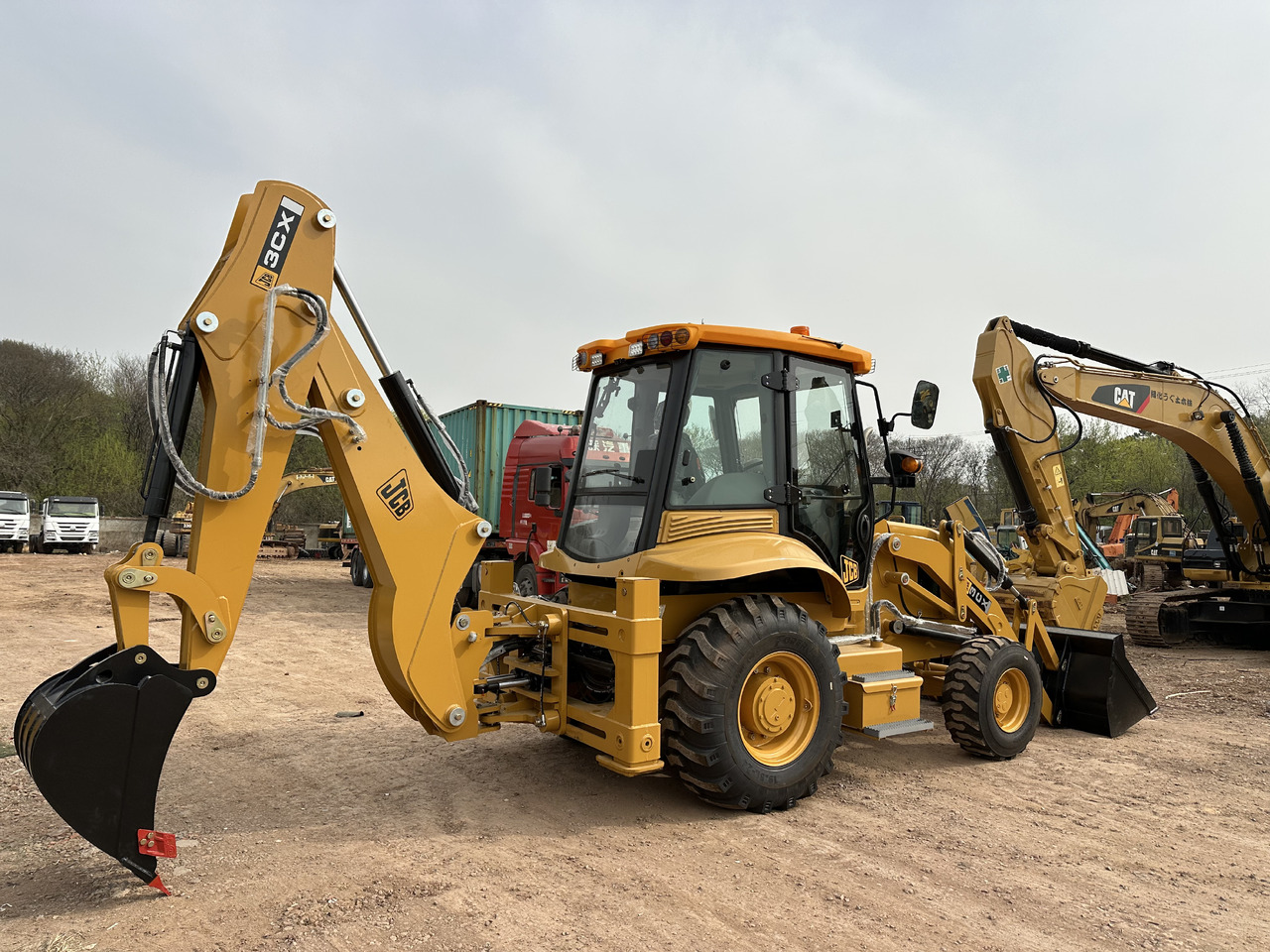 CATERPILLAR 420F2 - Багер-товарач: снимка 2 CATERPILLAR 420F2 - Багер-товарач: снимка 2