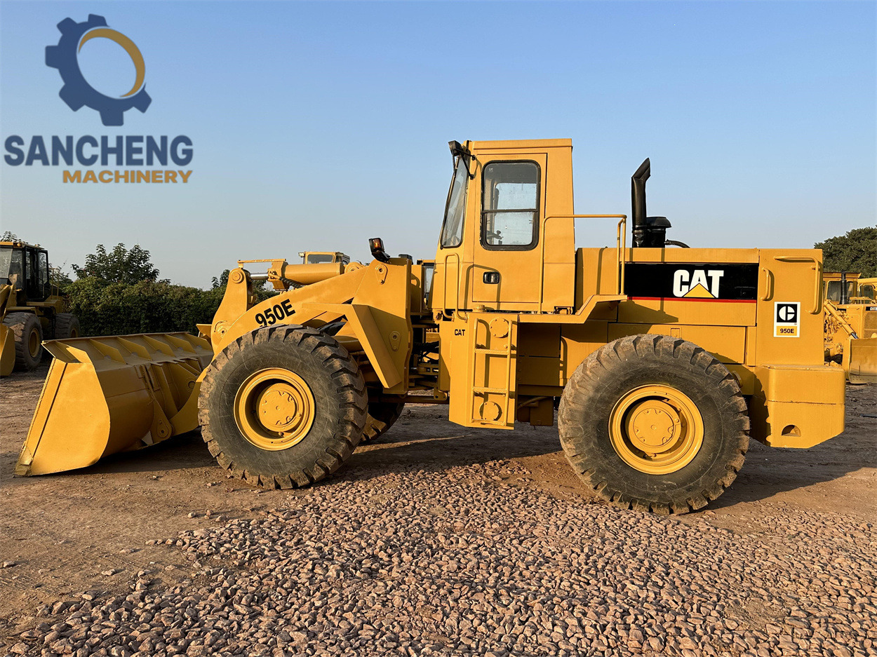 CATERPILLAR 950E - Колесен товарач: снимка 3 CATERPILLAR 950E - Колесен товарач: снимка 3