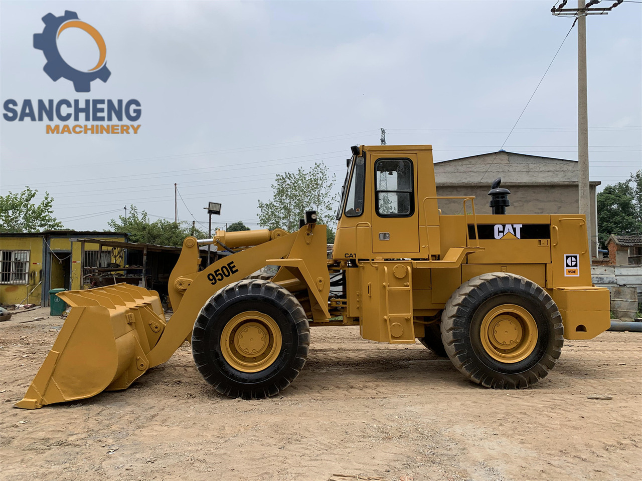 CATERPILLAR 950E - Колесен товарач: снимка 4 CATERPILLAR 950E - Колесен товарач: снимка 4