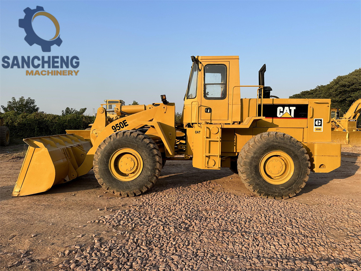CATERPILLAR 950E - Колесен товарач: снимка 4 CATERPILLAR 950E - Колесен товарач: снимка 4