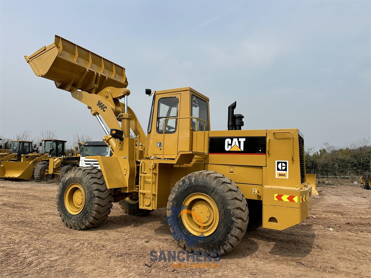 CATERPILLAR 966C - Колесен товарач: снимка 4 CATERPILLAR 966C - Колесен товарач: снимка 4