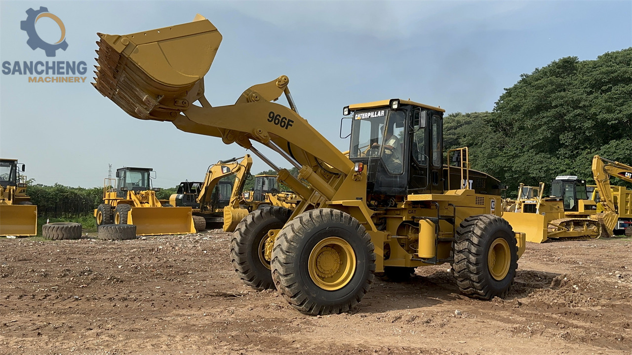 CATERPILLAR 966F - Колесен товарач: снимка 4 CATERPILLAR 966F - Колесен товарач: снимка 4