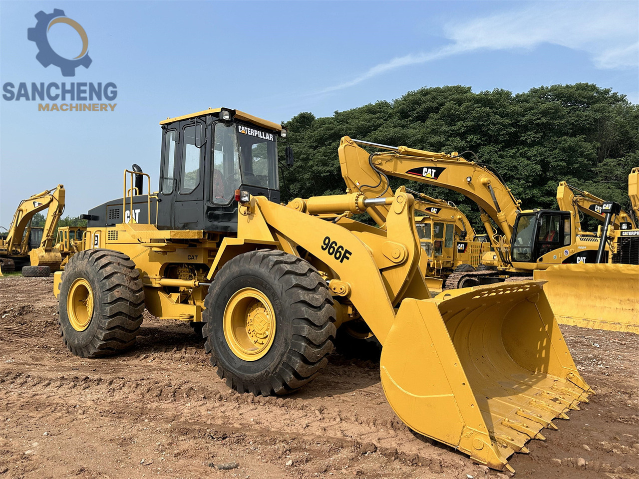 CATERPILLAR 966F - Колесен товарач: снимка 1 CATERPILLAR 966F - Колесен товарач: снимка 1