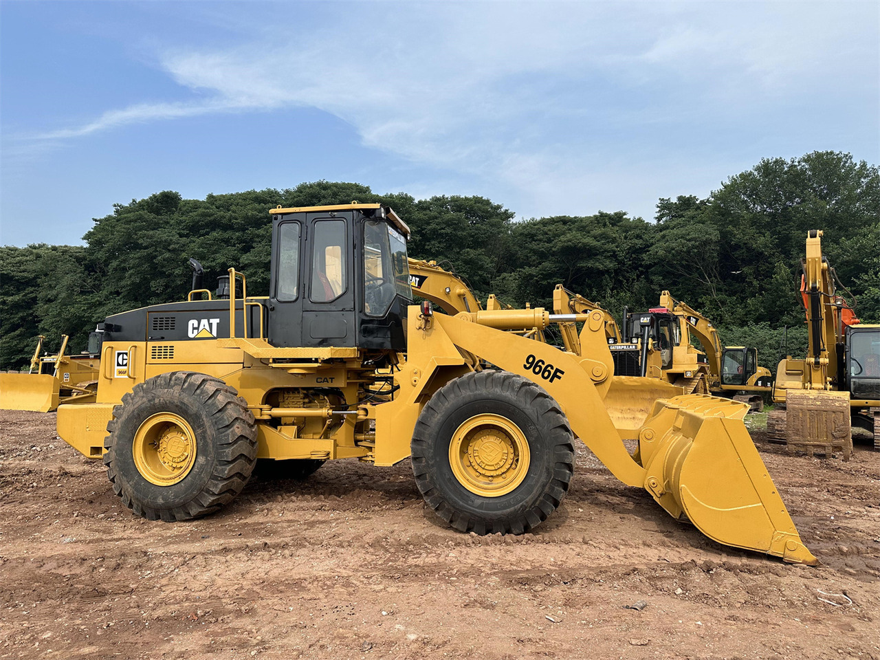 CATERPILLAR 966F - Колесен товарач: снимка 4 CATERPILLAR 966F - Колесен товарач: снимка 4