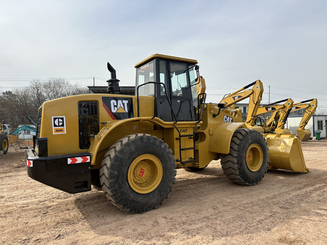 CATERPILLAR 966H - Колесен товарач: снимка 2 CATERPILLAR 966H - Колесен товарач: снимка 2