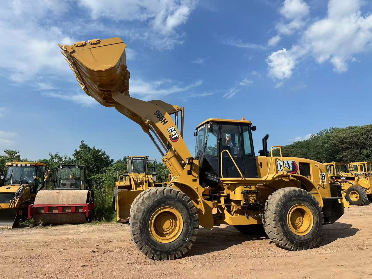 CATERPILLAR 966H - Колесен товарач: снимка 2 CATERPILLAR 966H - Колесен товарач: снимка 2