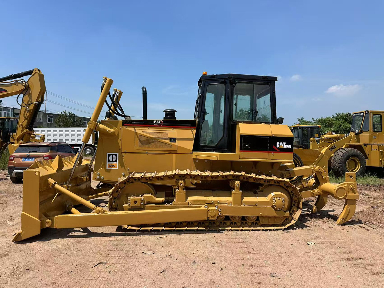CATERPILLAR D6G - Булдозер: снимка 3 CATERPILLAR D6G - Булдозер: снимка 3
