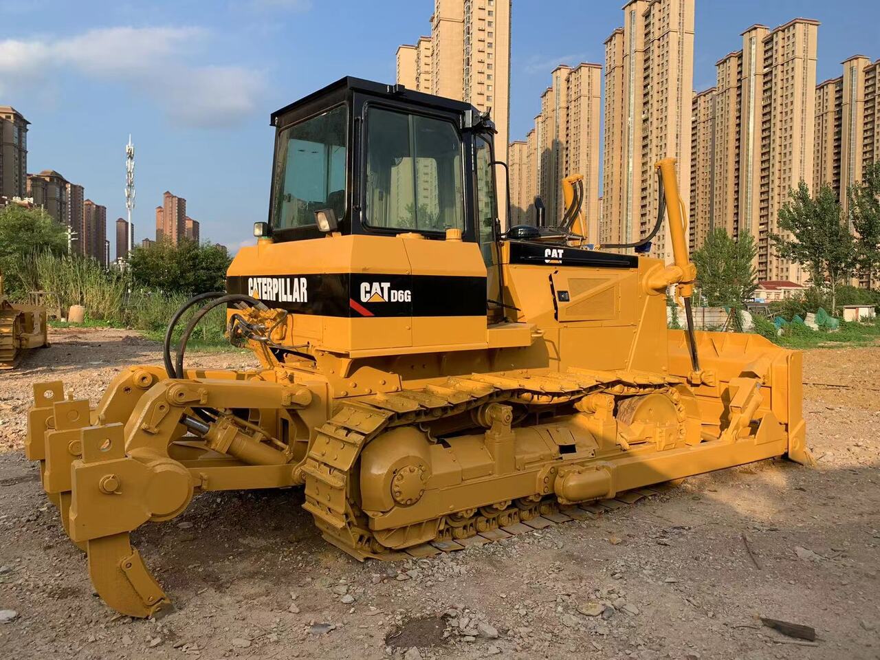 CATERPILLAR D6G - Булдозер: снимка 2 CATERPILLAR D6G - Булдозер: снимка 2