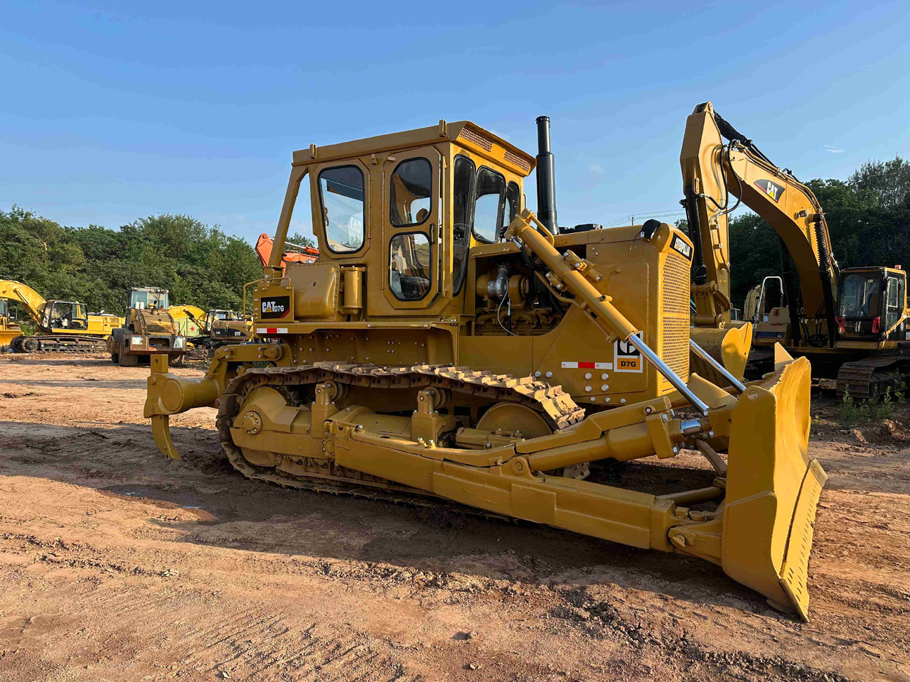CATERPILLAR D7G - Булдозер: снимка 1 CATERPILLAR D7G - Булдозер: снимка 1