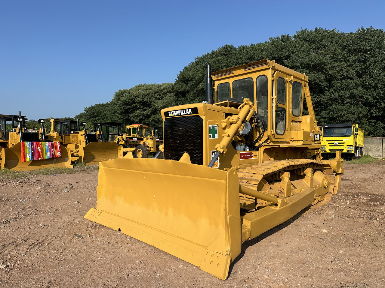 CATERPILLAR D7G bulldozer - Булдозер: снимка 1 CATERPILLAR D7G bulldozer - Булдозер: снимка 1