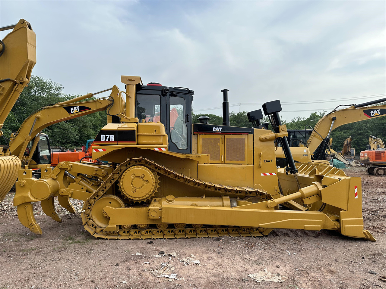 CATERPILLAR D7R - Булдозер: снимка 4 CATERPILLAR D7R - Булдозер: снимка 4