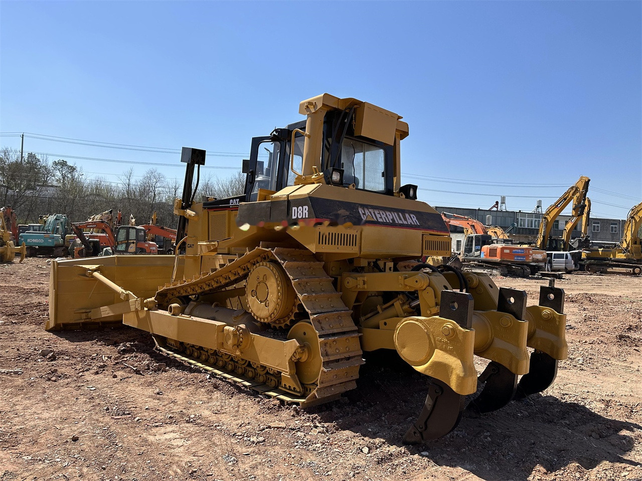 CATERPILLAR D8R - Булдозер: снимка 1 CATERPILLAR D8R - Булдозер: снимка 1