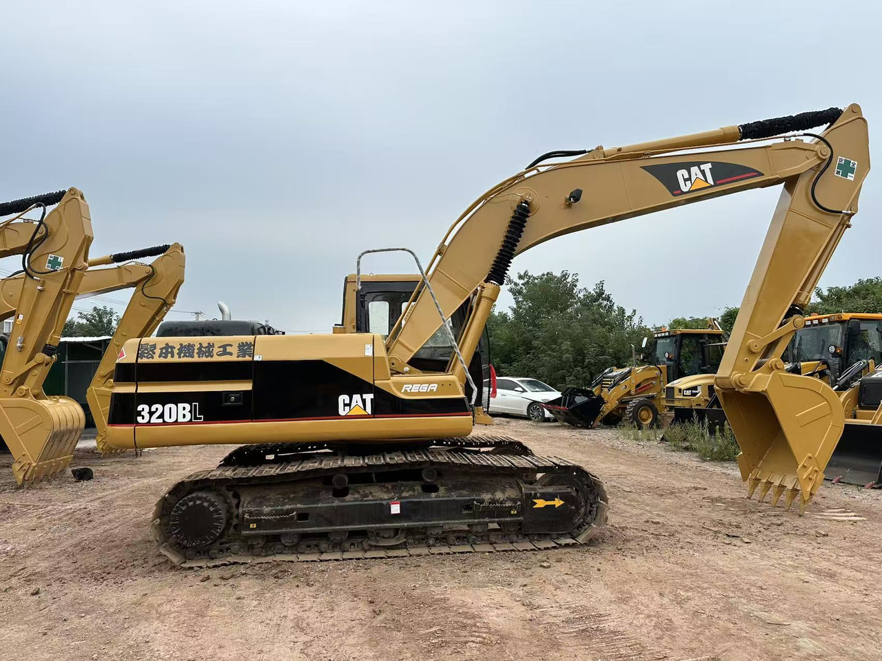 Caterpillar 320BL excavator - Багер: снимка 2 Caterpillar 320BL excavator - Багер: снимка 2