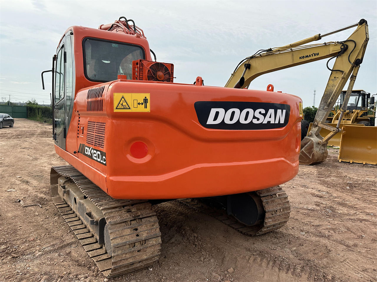 DOOSAN DX120 - Верижен багер: снимка 4 DOOSAN DX120 - Верижен багер: снимка 4