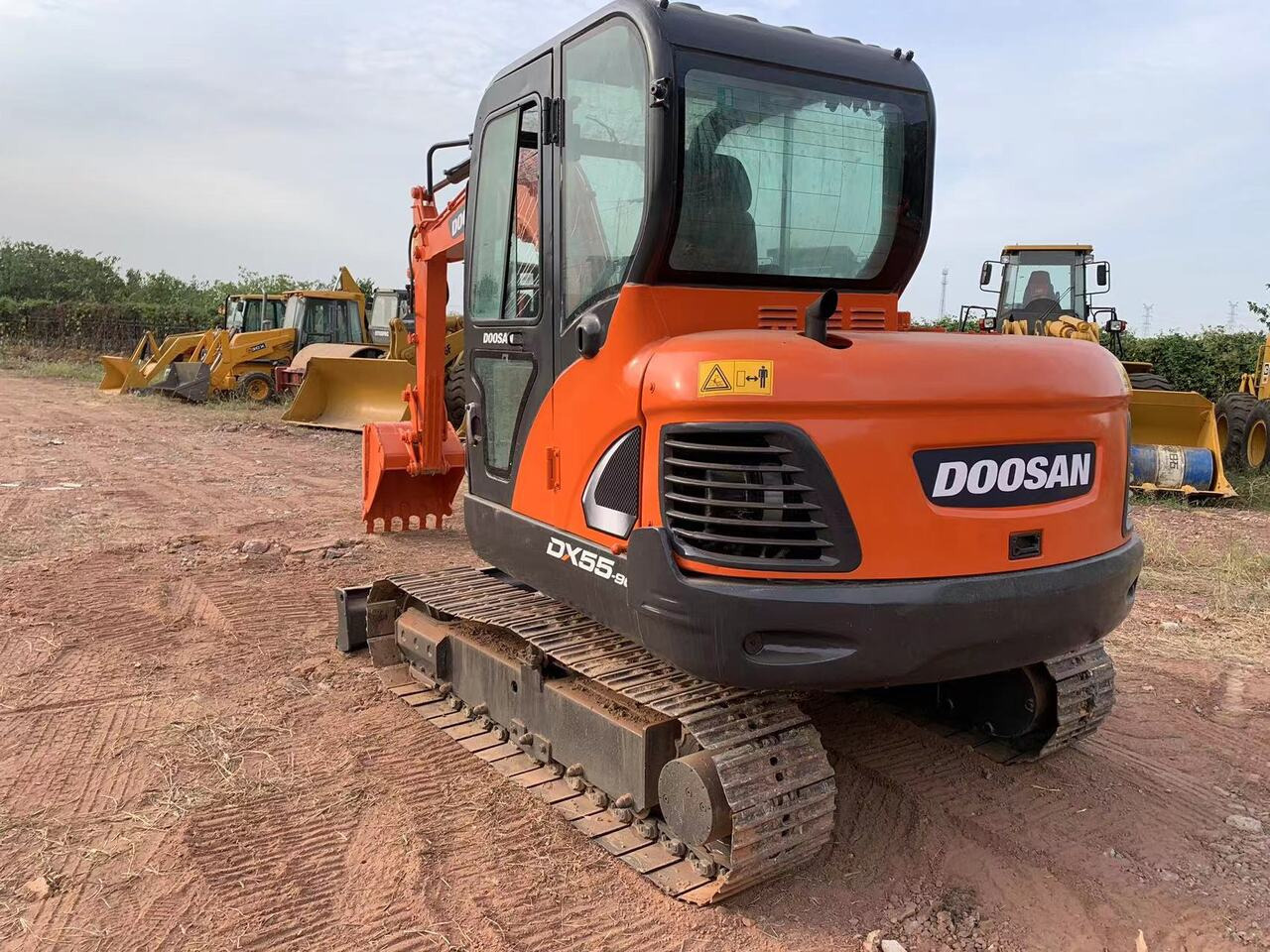 DOOSAN DX55 - Багер: снимка 4 DOOSAN DX55 - Багер: снимка 4