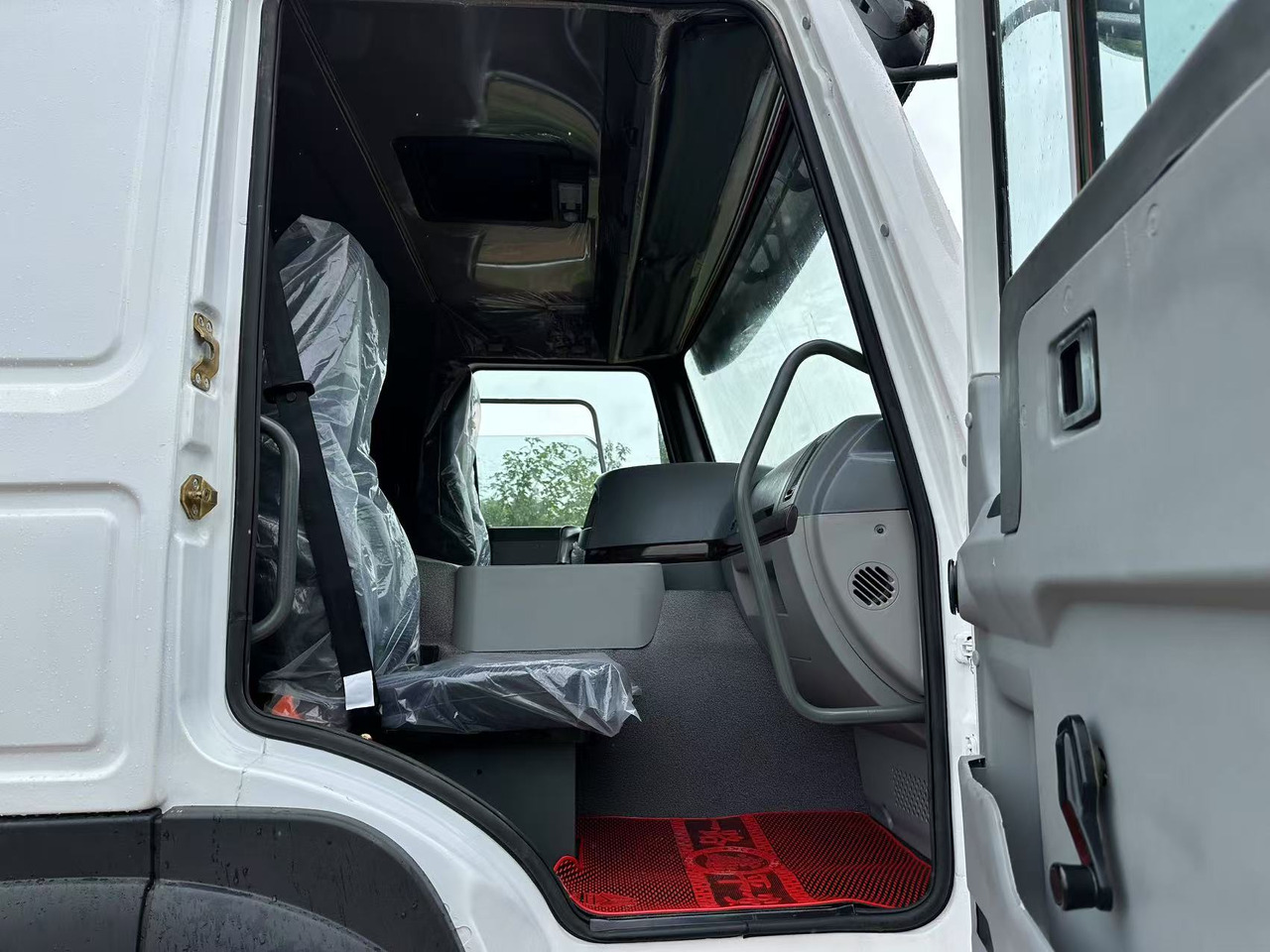 Лизинг на HOWO 371hp HOWO 371hp: снимка 12