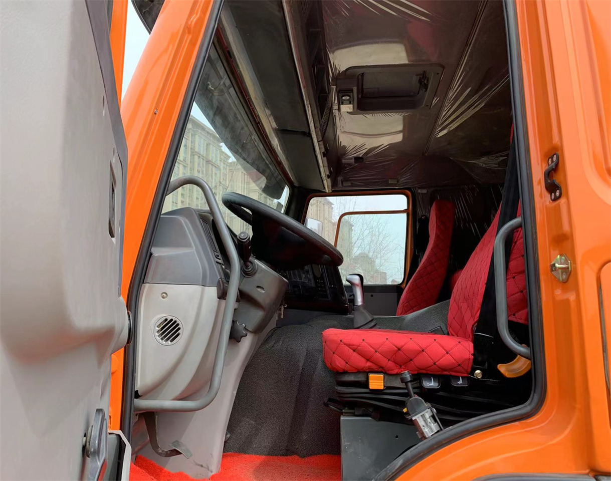 Самосвал камион HOWO 371hp: снимка 20