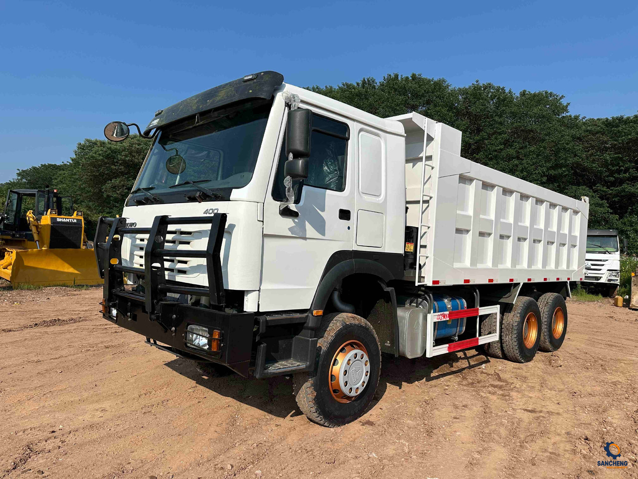 HOWO 400 With Bumper - Самосвал камион: снимка 5 HOWO 400 With Bumper - Самосвал камион: снимка 5