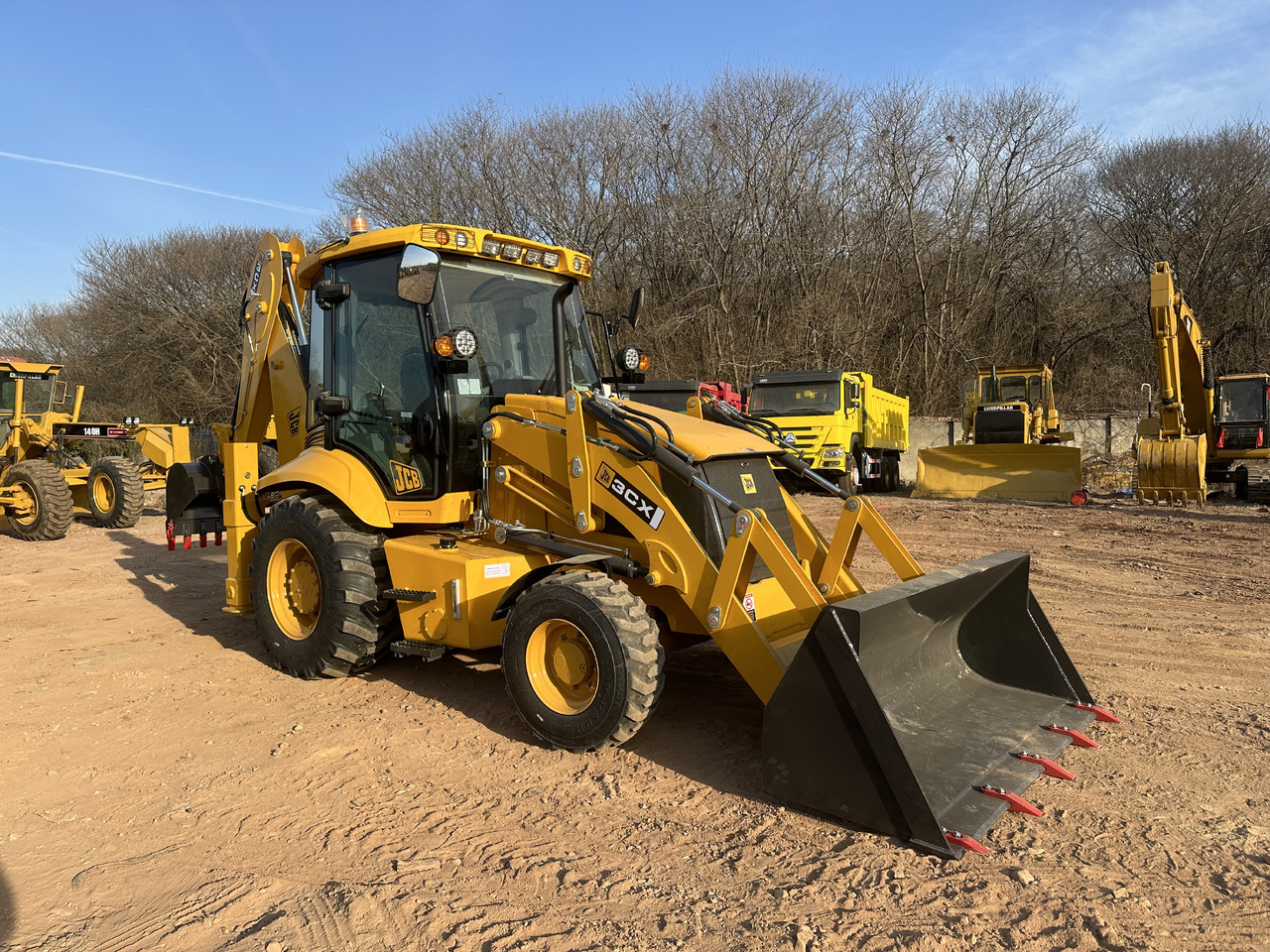 JCB 3CX - Багер-товарач: снимка 1 JCB 3CX - Багер-товарач: снимка 1