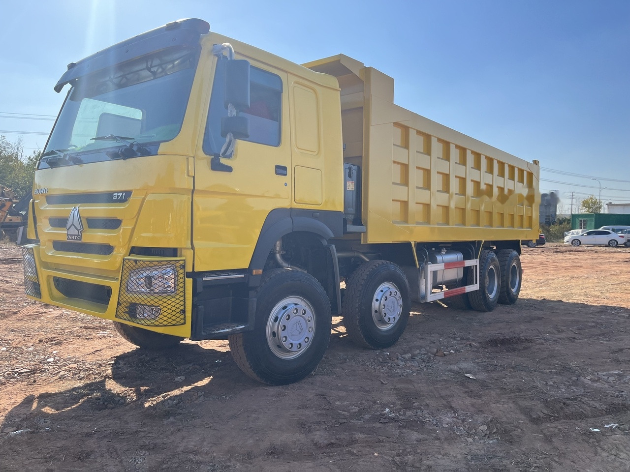 SINOTRUK HOWO 371 Dump Truck 8x4 - Самосвал камион: снимка 5 SINOTRUK HOWO 371 Dump Truck 8x4 - Самосвал камион: снимка 5