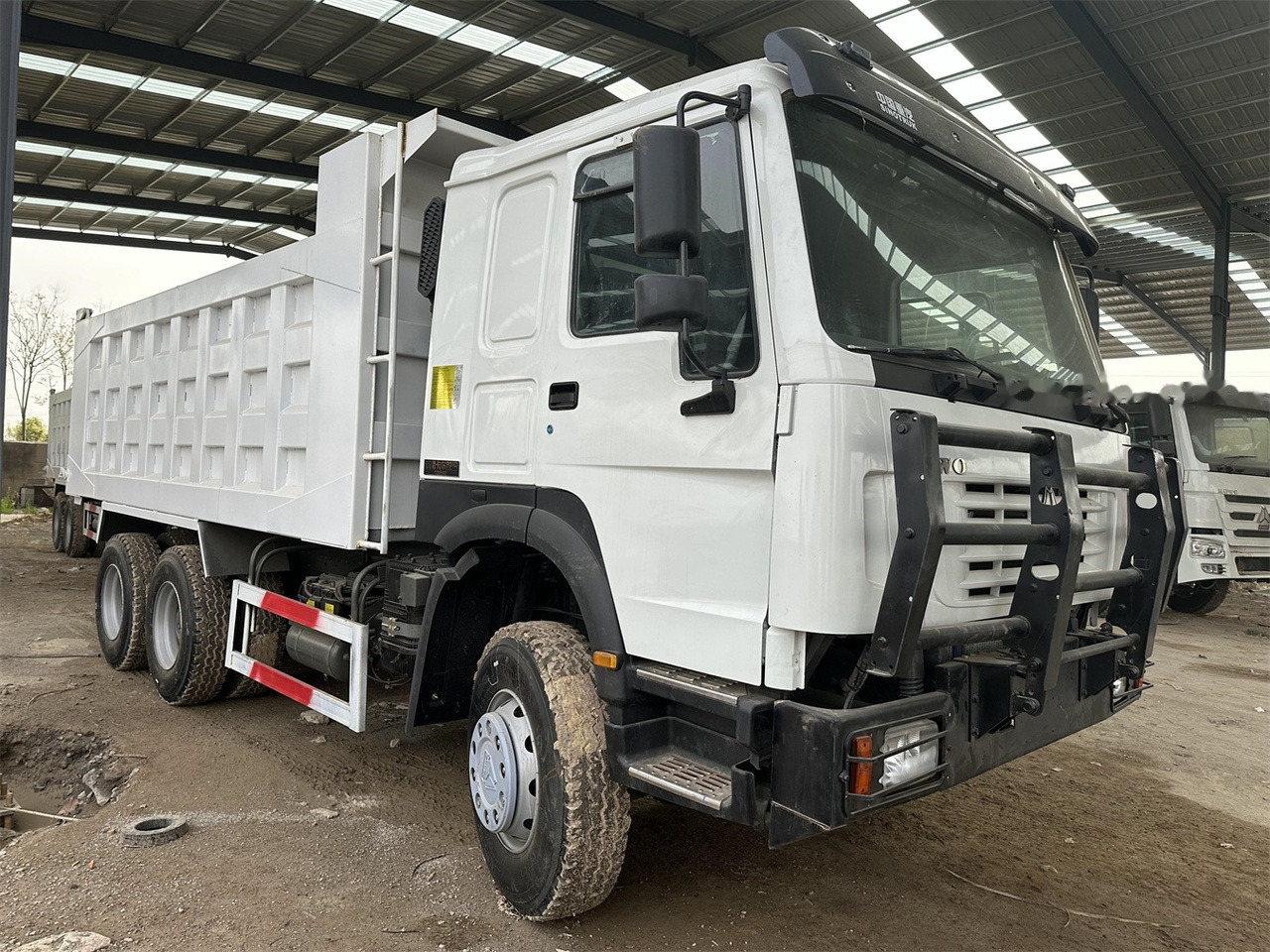 SINOTRUK HOWO 371 Dump Truck - Самосвал камион: снимка 1 SINOTRUK HOWO 371 Dump Truck - Самосвал камион: снимка 1