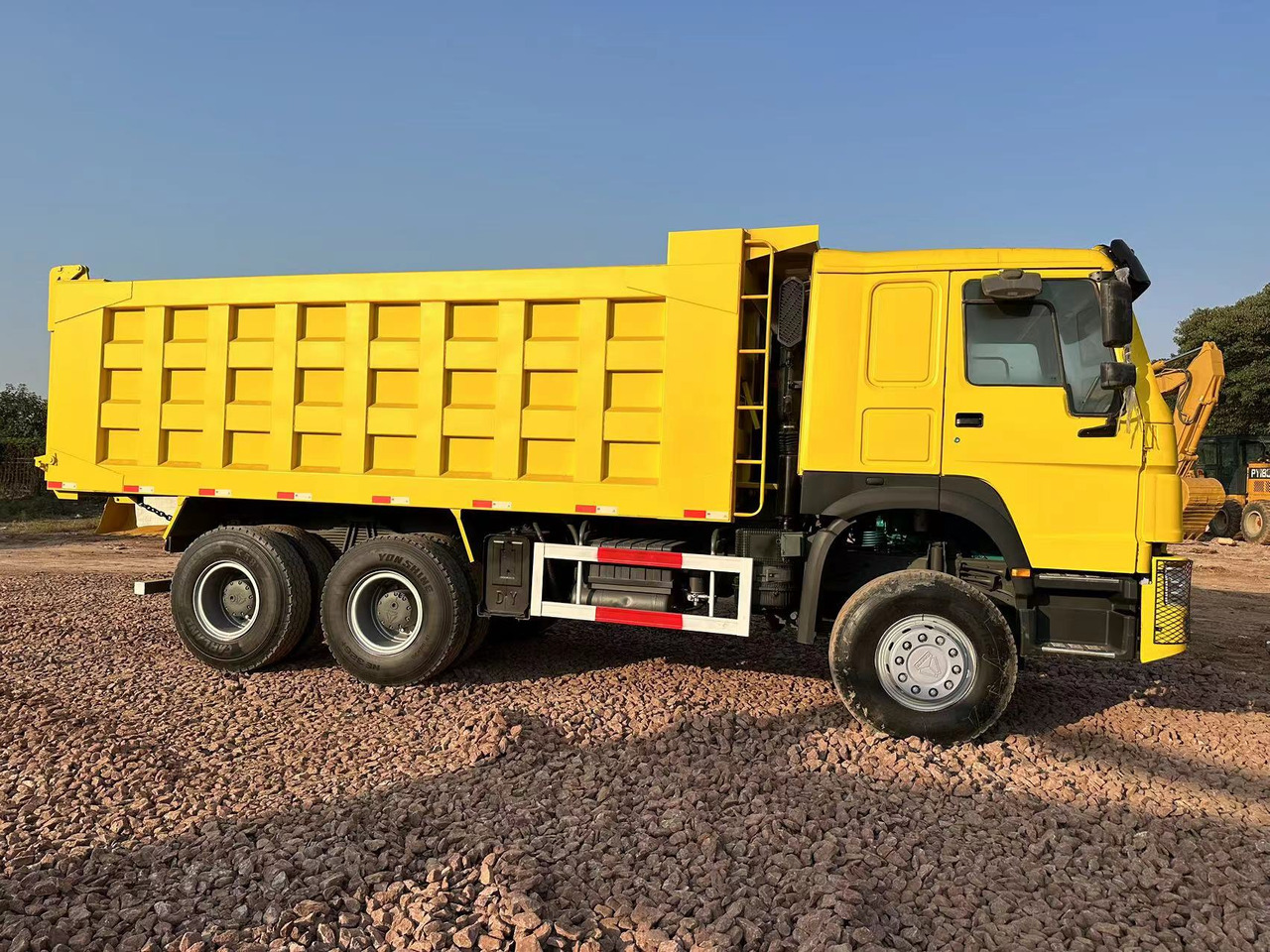 SINOTRUK HOWO 371 Dump Truck - Самосвал камион: снимка 3 SINOTRUK HOWO 371 Dump Truck - Самосвал камион: снимка 3