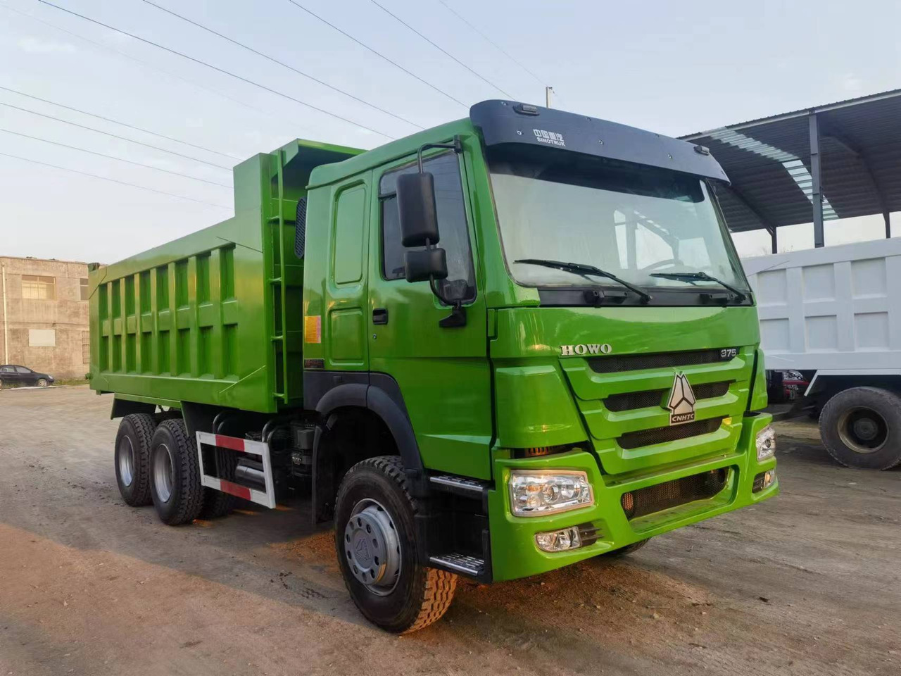 SINOTRUK HOWO 375 - Самосвал камион: снимка 1 SINOTRUK HOWO 375 - Самосвал камион: снимка 1