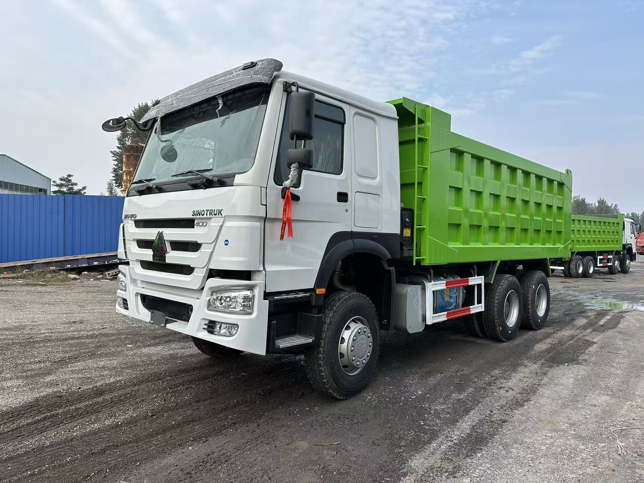 SINOTRUK HOWO 400HP 6X4 Tipper Truck - Самосвал камион: снимка 1 SINOTRUK HOWO 400HP 6X4 Tipper Truck - Самосвал камион: снимка 1